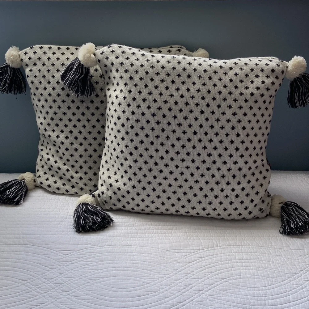 Brooks Brothers Fair Isle Sweater Knit Accent Pillow Covers Set of Two - Picture 9 of 16